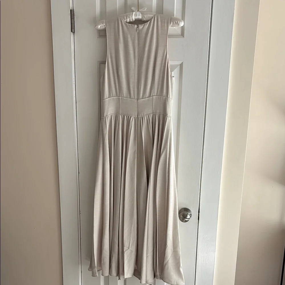 Banana Republic Ness Pleated Satin Midi Dress Size 4 Cream - Picture 12 of 14